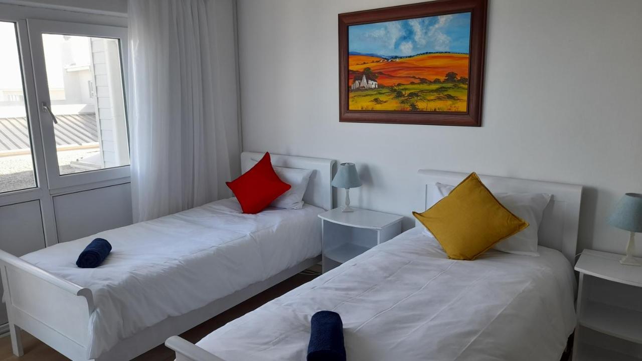 Swept Away Guesthouse - No-Loadshedding Yzerfontein Exteriér fotografie