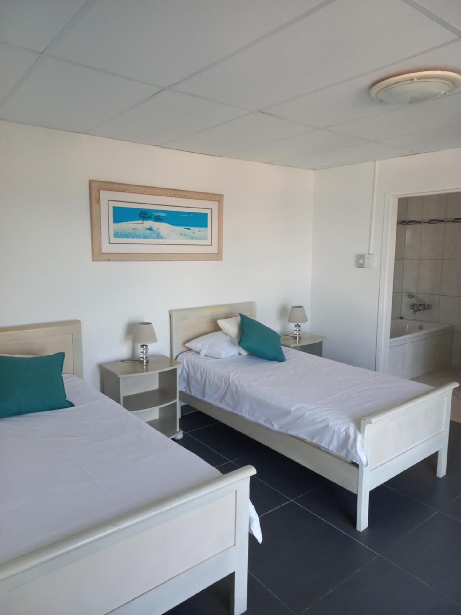 Swept Away Guesthouse - No-Loadshedding Yzerfontein Exteriér fotografie