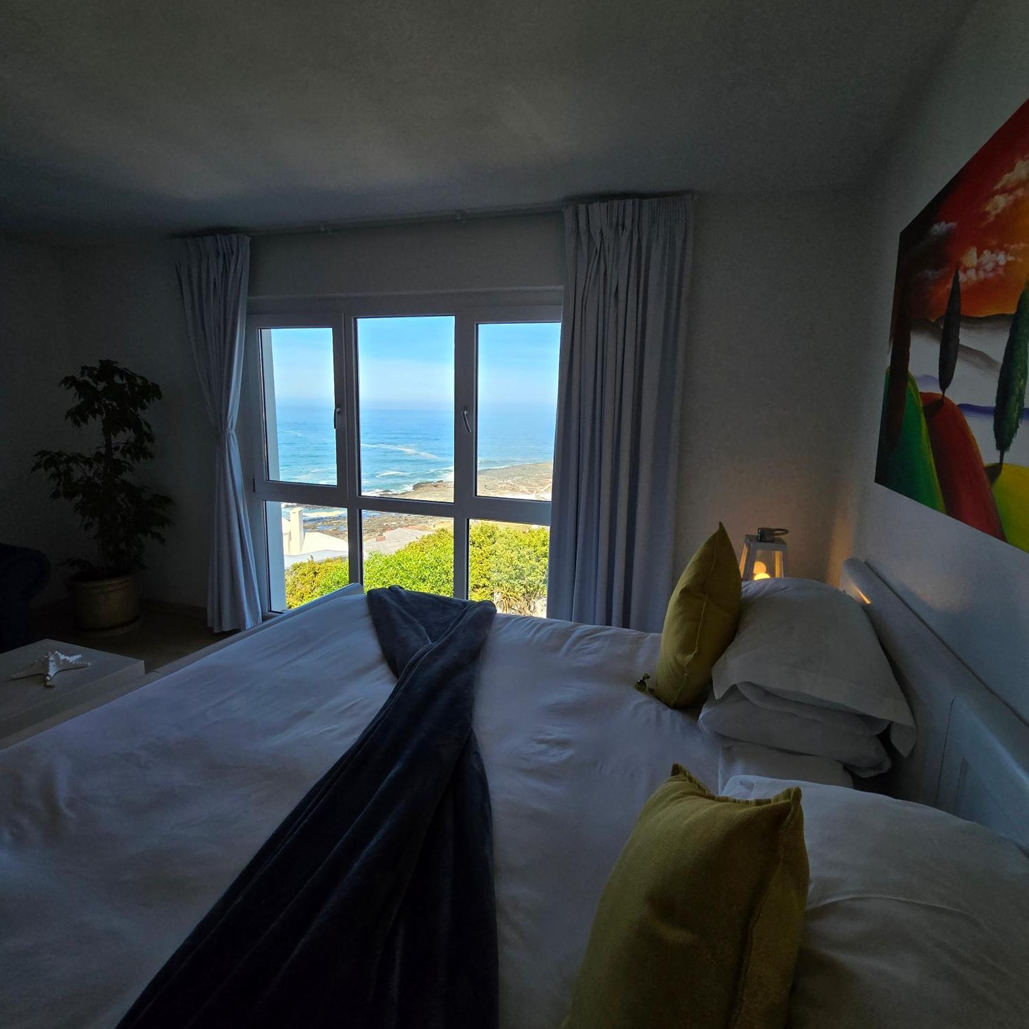 Swept Away Guesthouse - No-Loadshedding Yzerfontein Exteriér fotografie