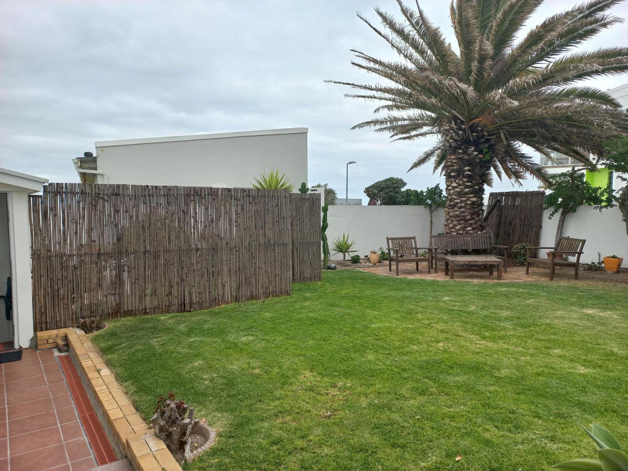 Swept Away Guesthouse - No-Loadshedding Yzerfontein Exteriér fotografie