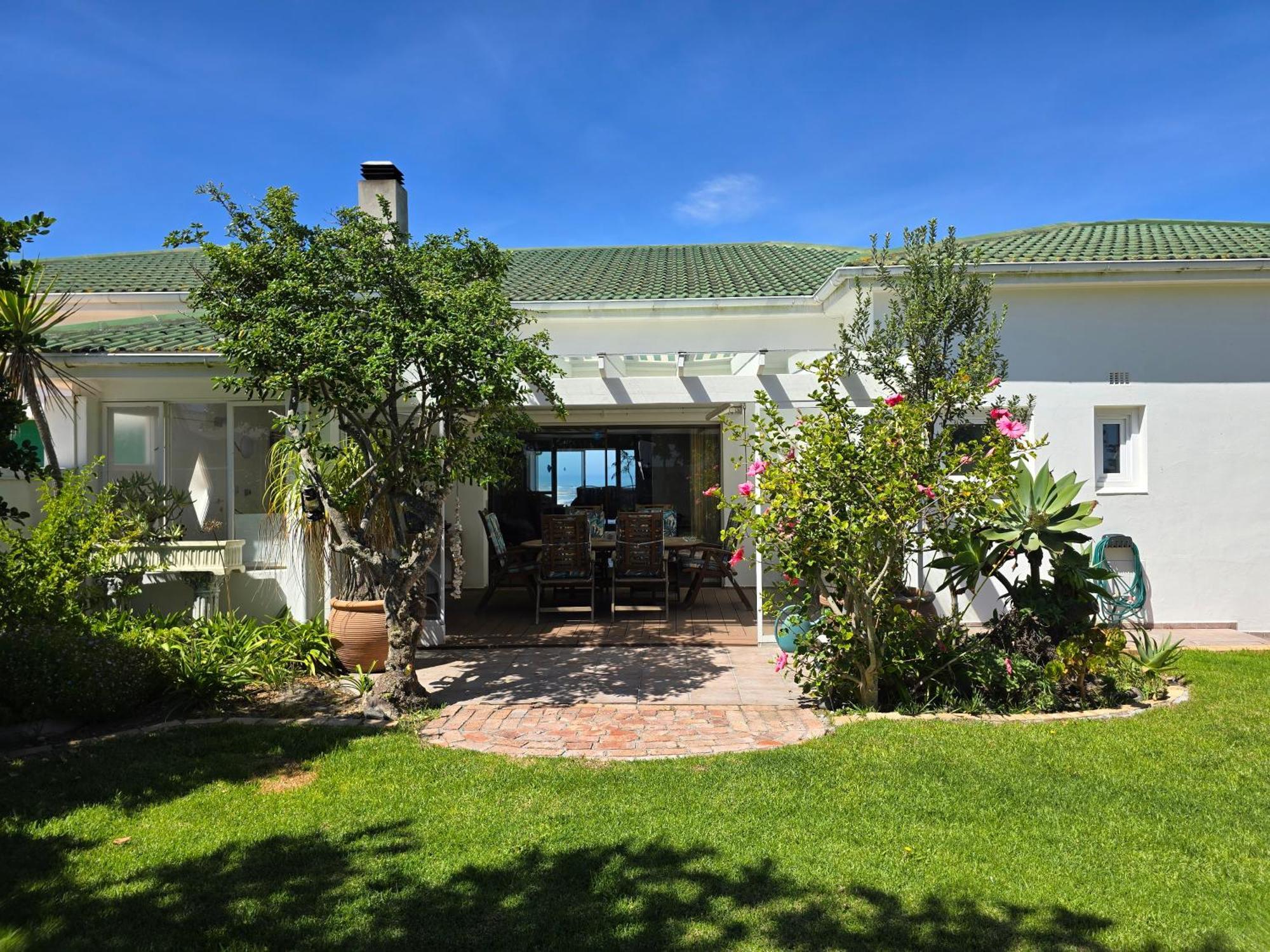 Swept Away Guesthouse - No-Loadshedding Yzerfontein Exteriér fotografie